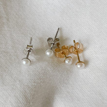 Load image into Gallery viewer, Petite Pearl Studs