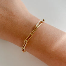 Load image into Gallery viewer, Jumbo Paperclip Link Bracelet