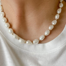 Load image into Gallery viewer, Annette Pearl Necklace